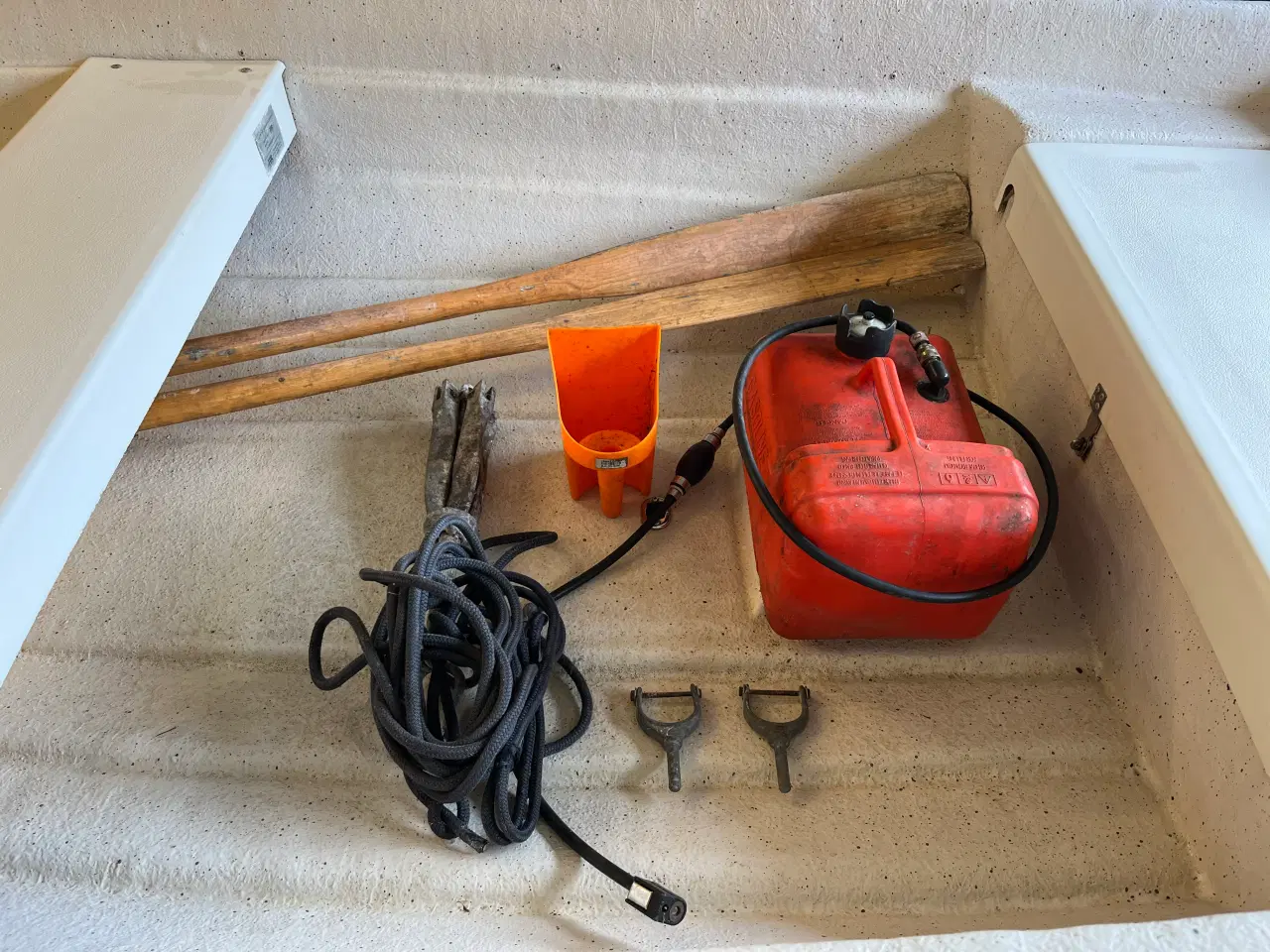 Billede 10 - Jolle med trailer og motor