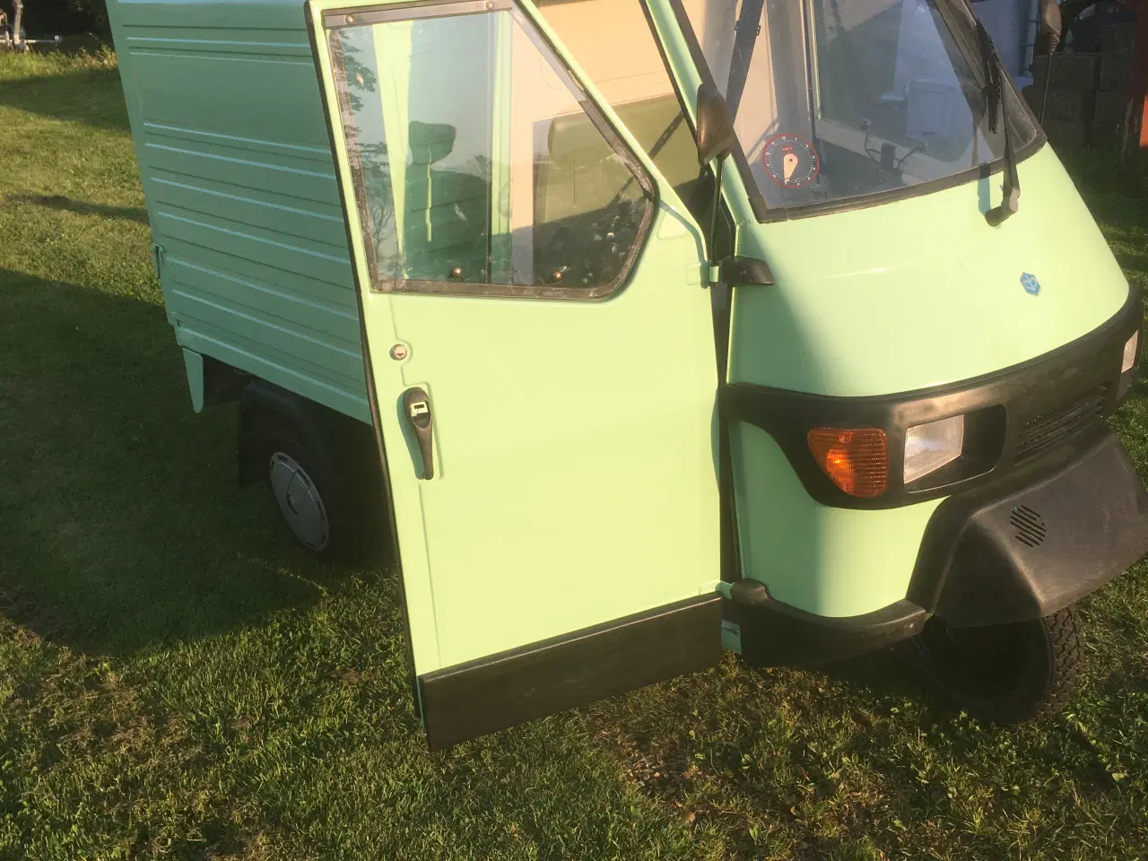 Billede 2 - tuktuk ape 45 med ny oliefyr har kørt 16000