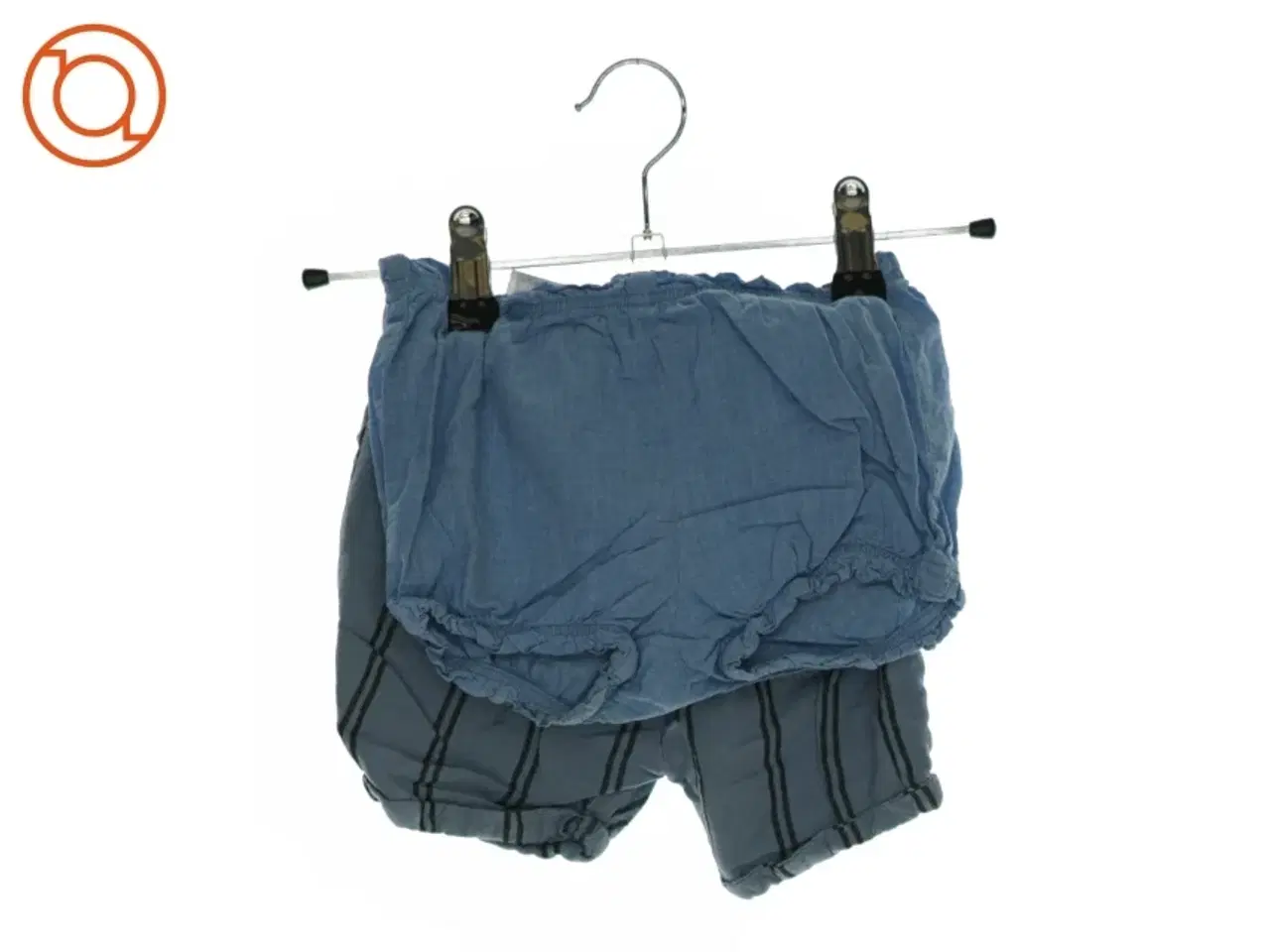 Billede 2 - 2 par shorts fra Zara og H&M (Str. 86)