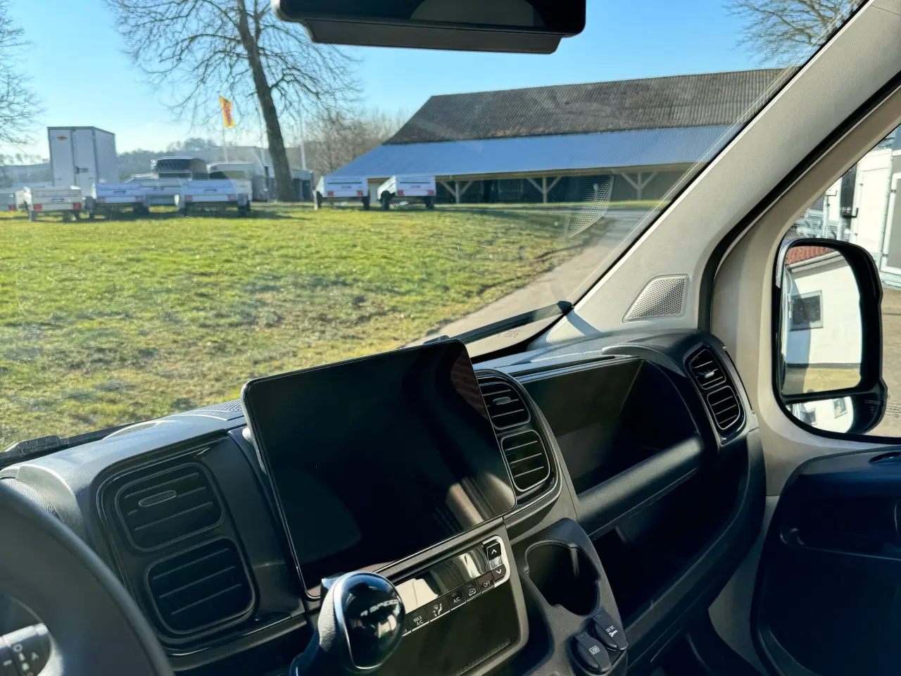 Billede 15 - NY Böckmann Compact Stall hestetransporter