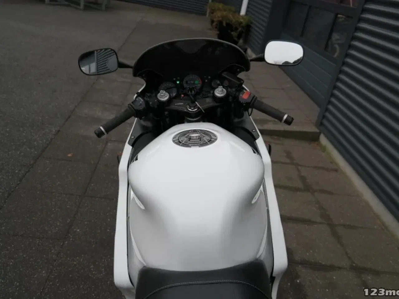 Billede 21 - Honda CBR 600 F MC-SYD       BYTTER GERNE