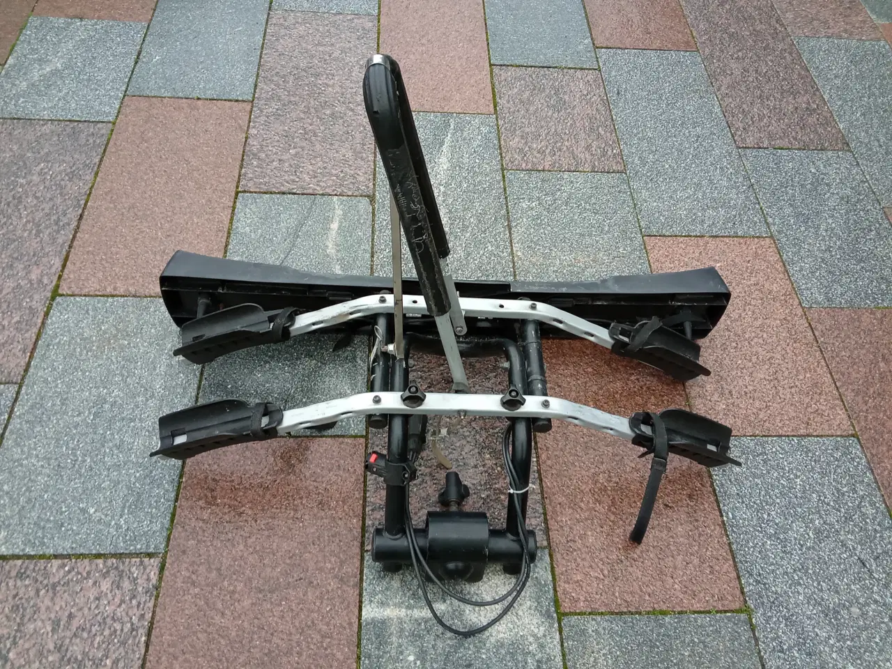 Billede 2 - Thule cykel holder til anhængertræk