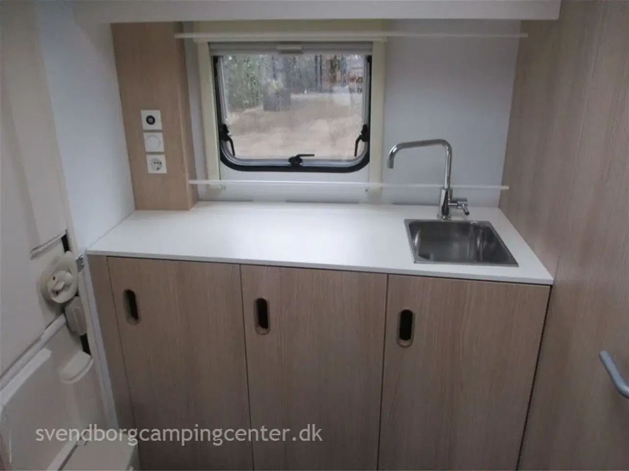 Billede 8 - 2026 - Adria Aviva Lite 300 LH   Passer perfekt til Elbil