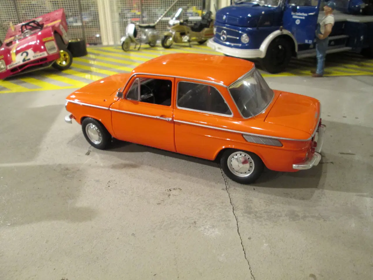 Billede 2 - NSU   Revell  1:18