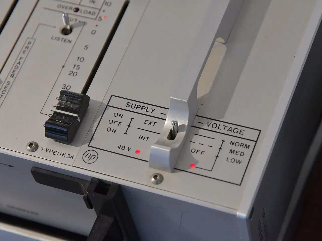 Billede 7 - NP Elektroakustik prof. lydmixer med 4 kanaler