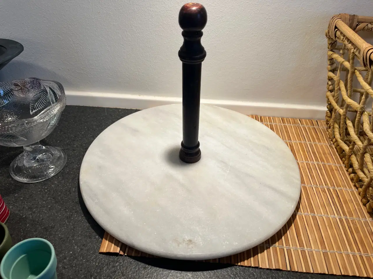 Billede 1 - Smukt retro serveringsfad i marmor m/træhåndtag – 