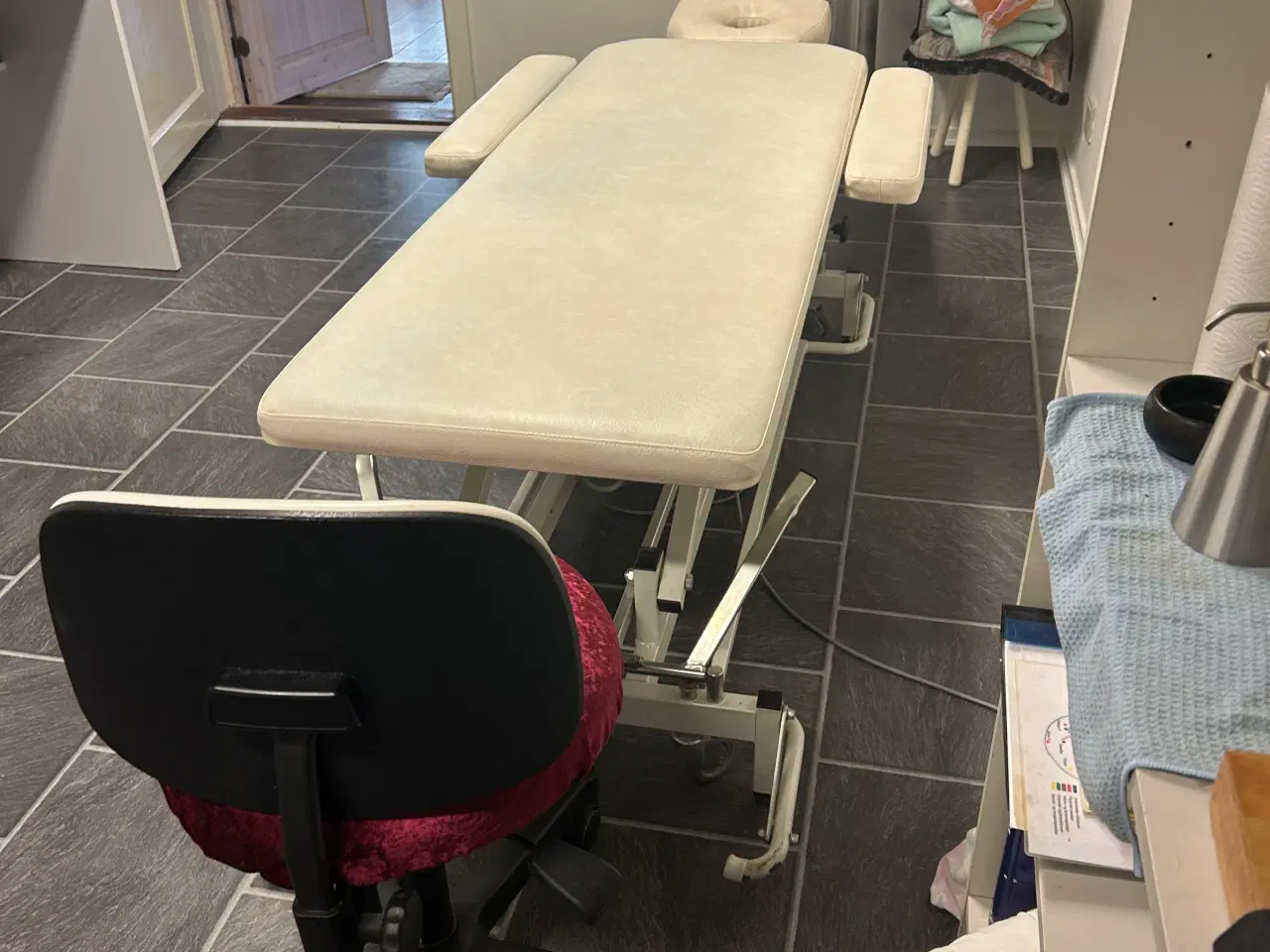 Billede 2 - Behandler briks Delta