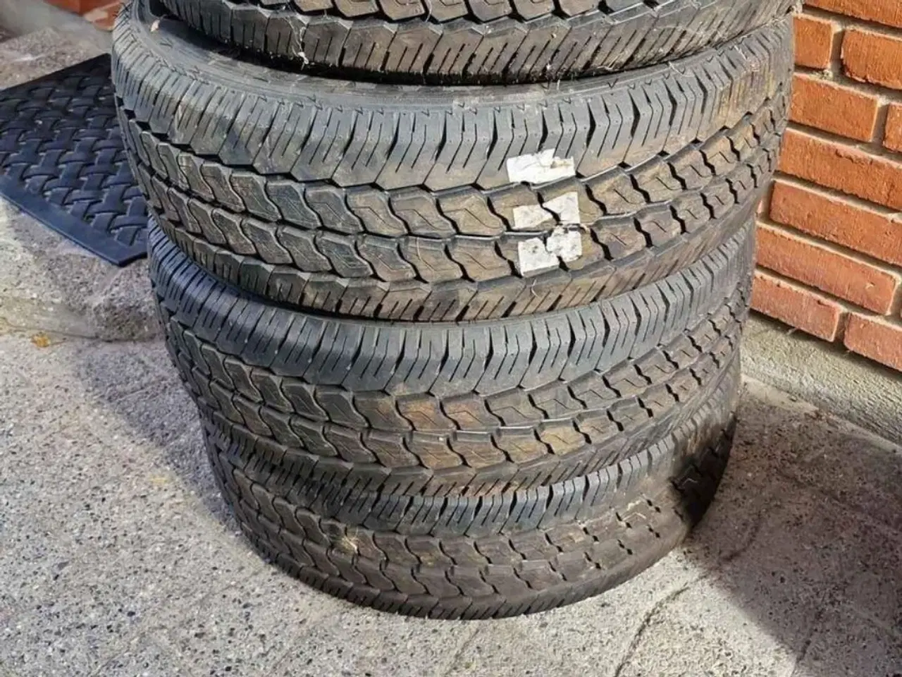 Billede 6 - Dæk 205/65 R15 C, nye