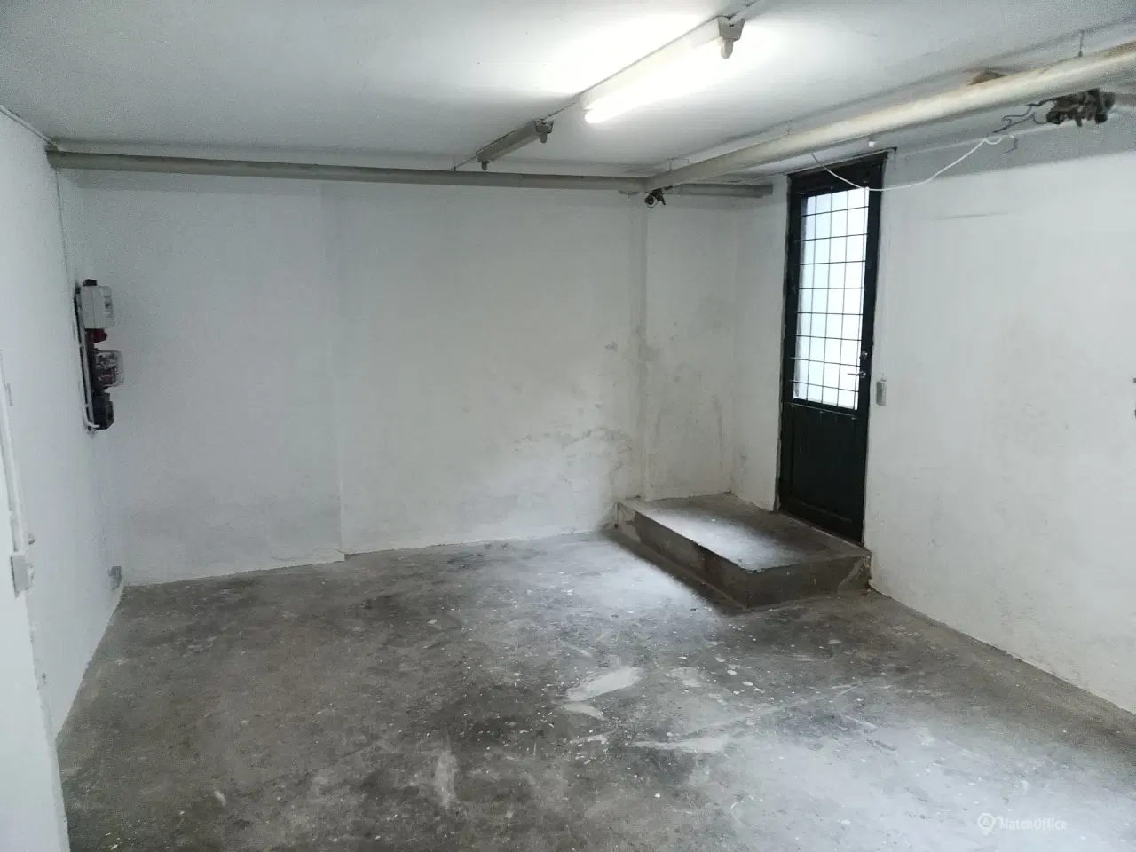 Billede 3 - Butik/håndværkerværksted eller lignende udlejes