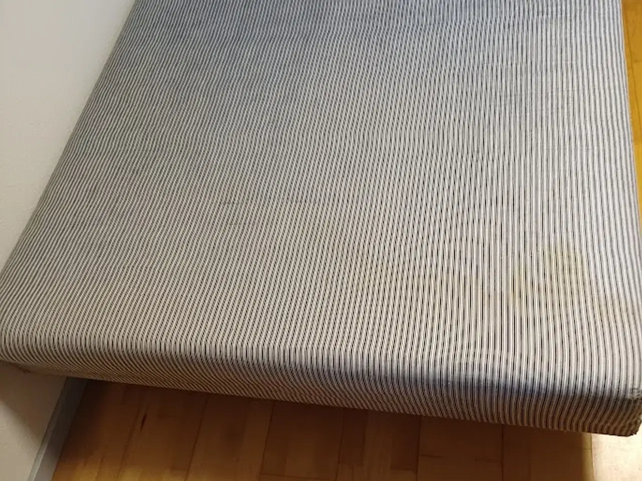 Billede 1 - Boksmadras 200 x 140 cm