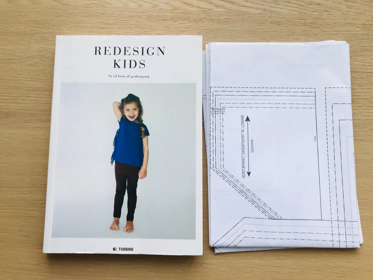 Billede 1 - Redesign Kids  - Sy til børn af genbrugstøj