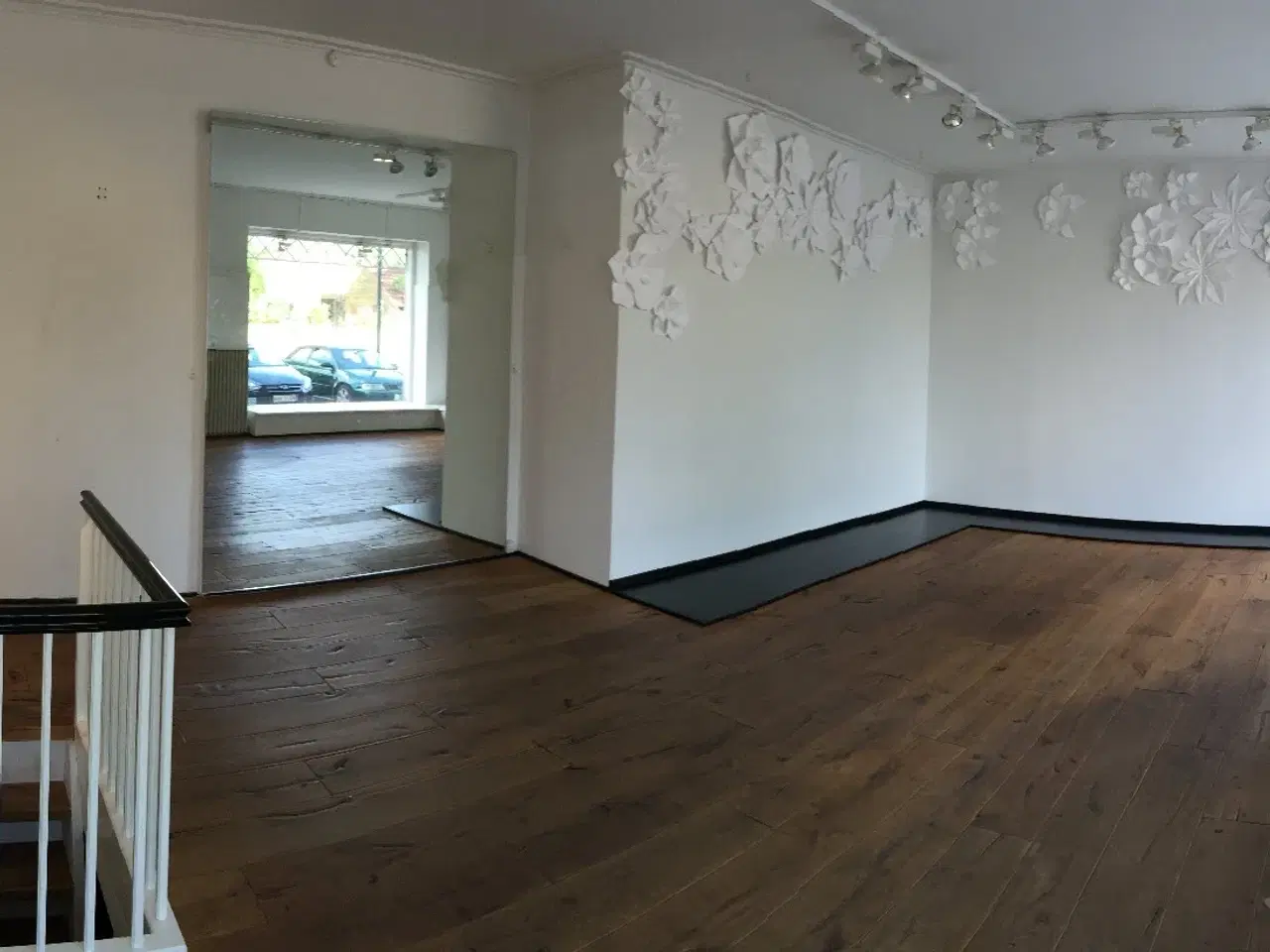 Billede 2 - Eksklusive lokaler på Strandvejen i Klampenborg.