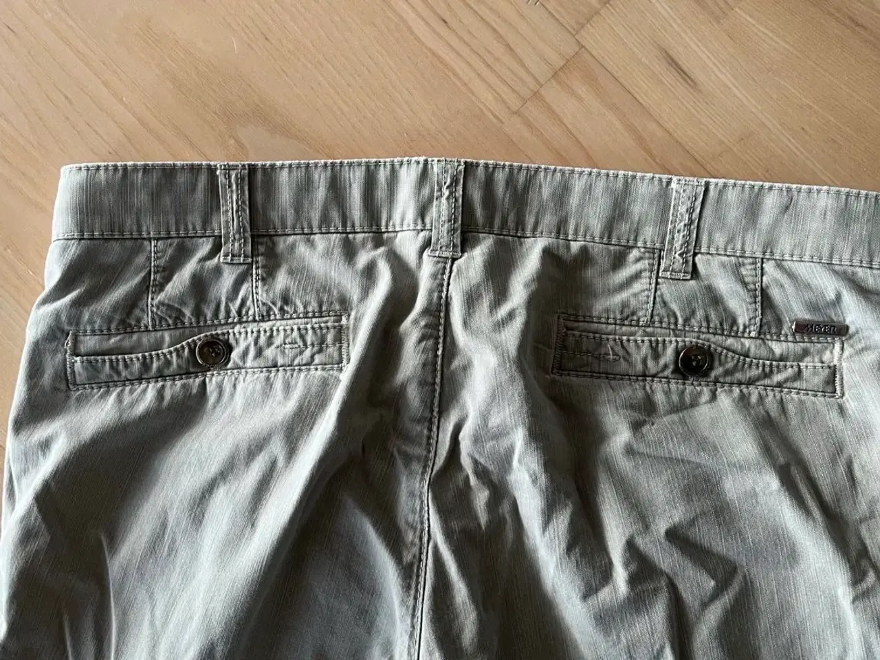 Billede 4 - Sandfarvet chinos