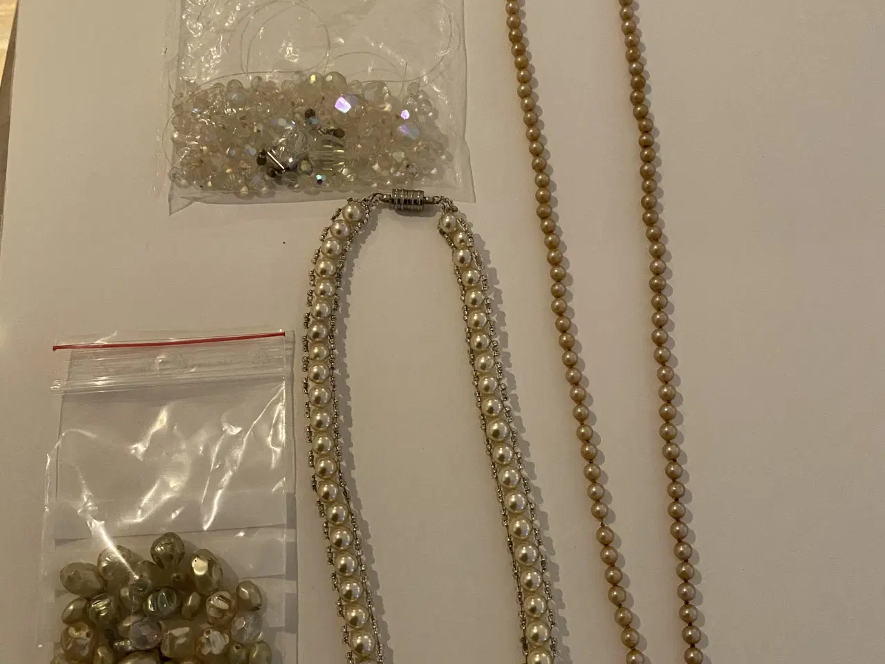 Billede 1 - Perle kæder oprydning