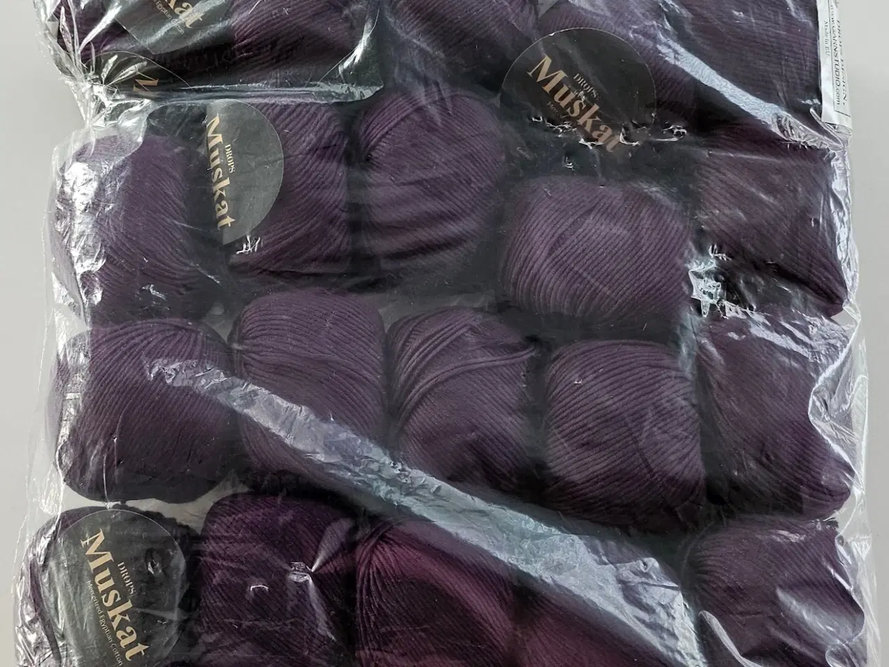 Billede 1 - DROPS Muskat - 20 ngl. aubergine