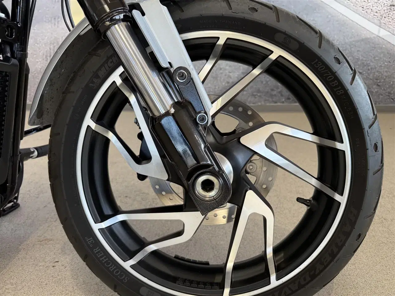 Billede 4 - Harley-Davidson FLSB Sport Glide 107"