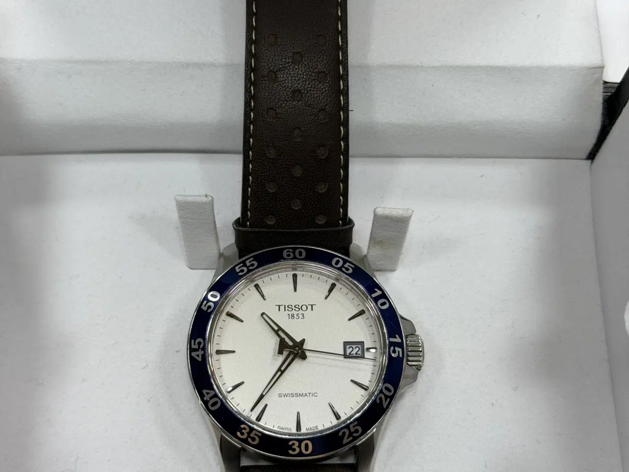 Billede 1 - Tisset V8 Swissmatic - fuldt sæt