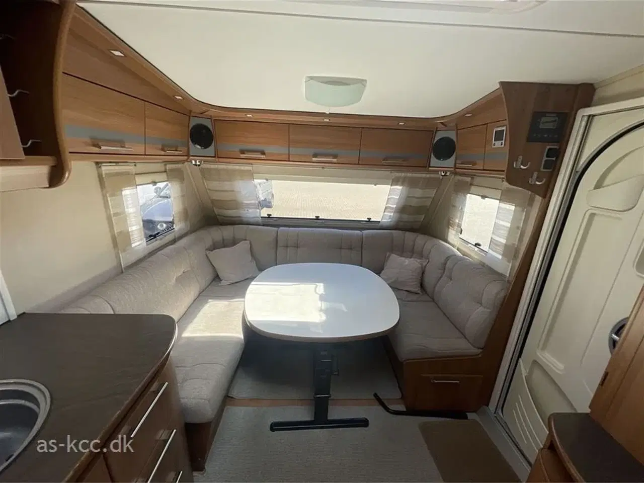 Billede 9 - 2012 - Kabe Classic 520 XL KS   Kabe Classic 520 XL KS årg. 2012. 4 sovepladser, 5 siddepladser, mover Isabella Ventura fortelt, markise, Air con.