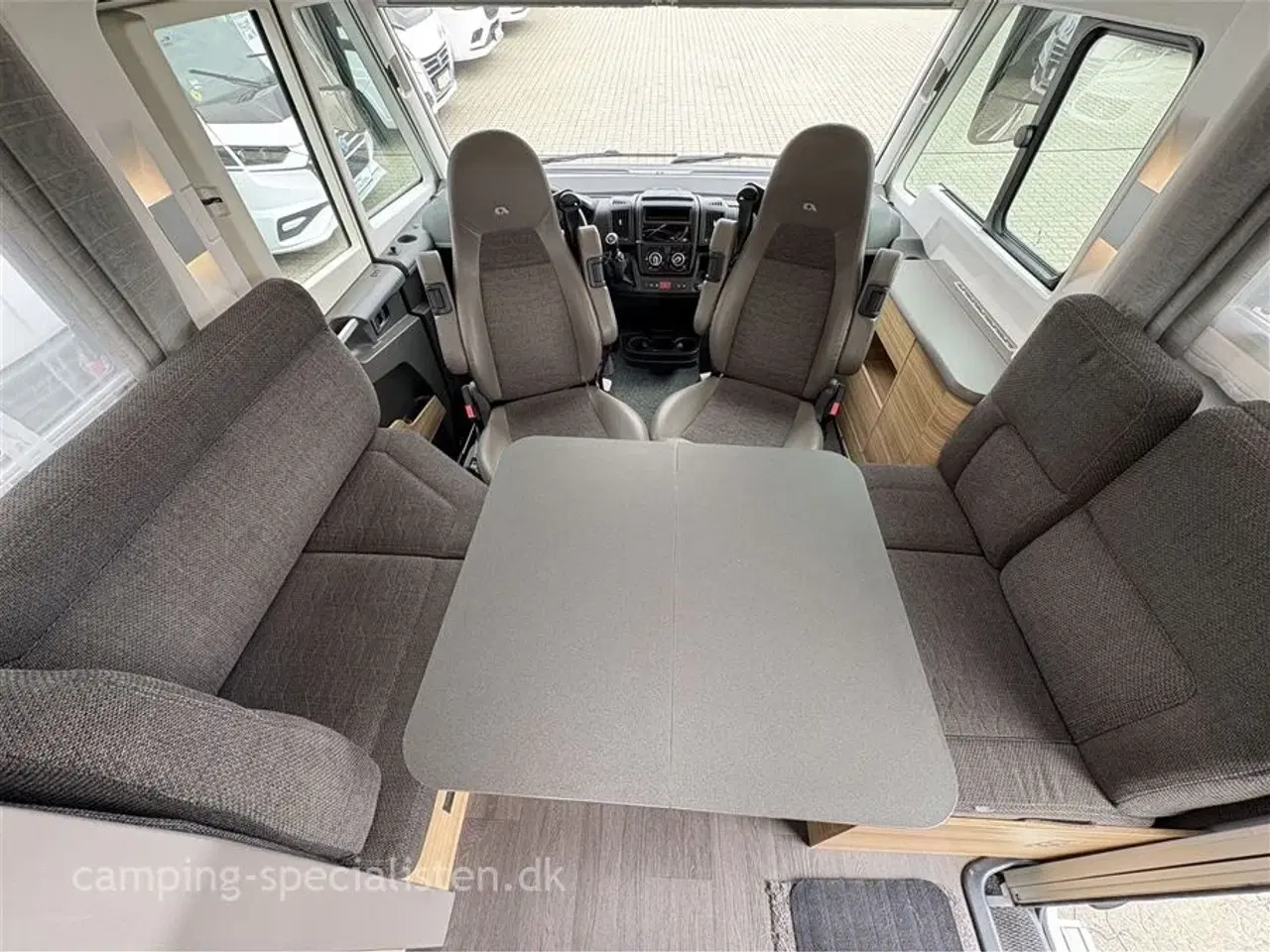 Billede 7 - 2019 - Adria Sonic Plus I700   Adria Sonic Plus I 700 DLT 2019 - Alde varme - Se den nu hos Camping-Specialisten.dk