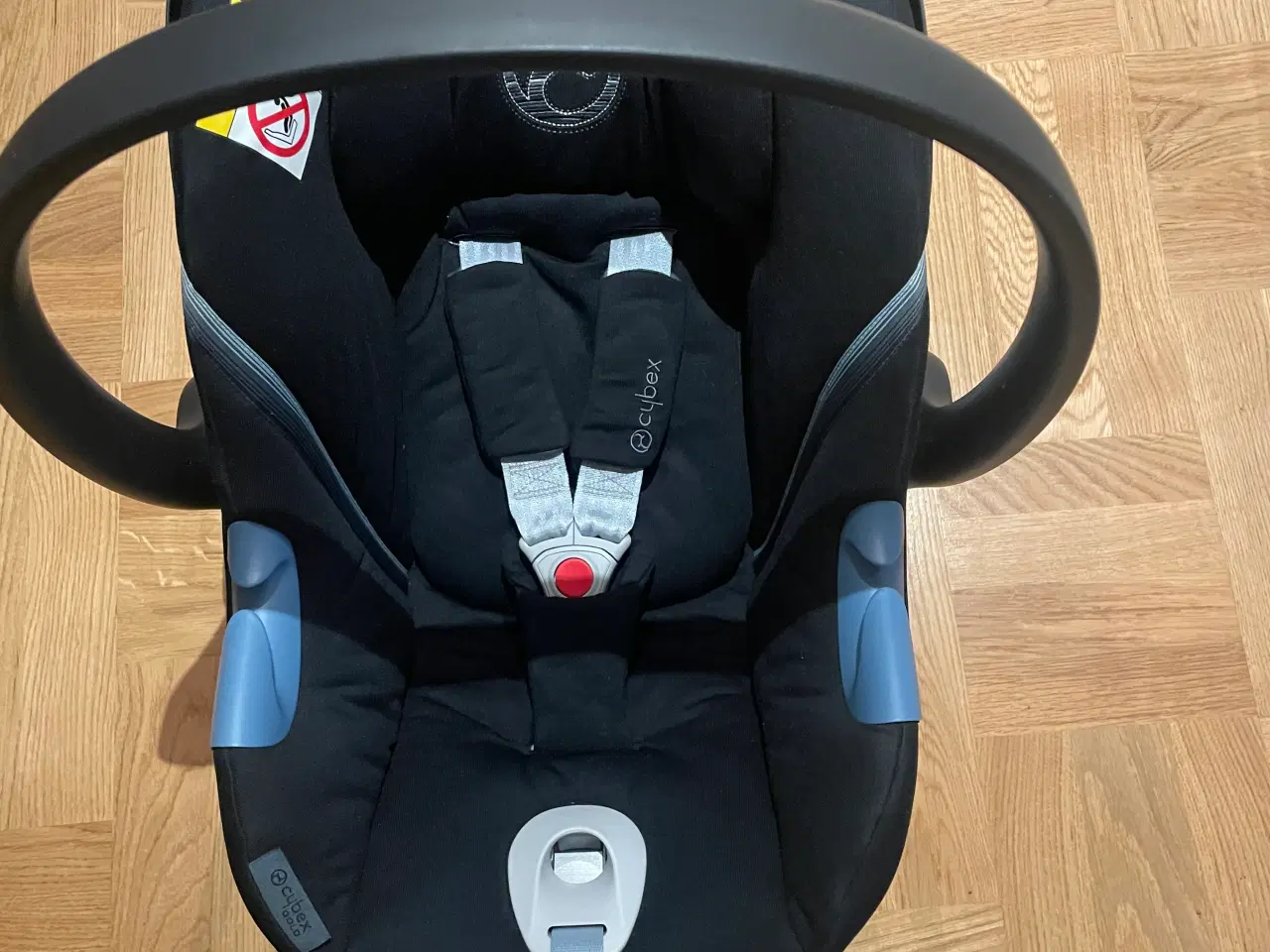 Billede 2 - Cybex babyautostol,juniorautostol samt isofix-base