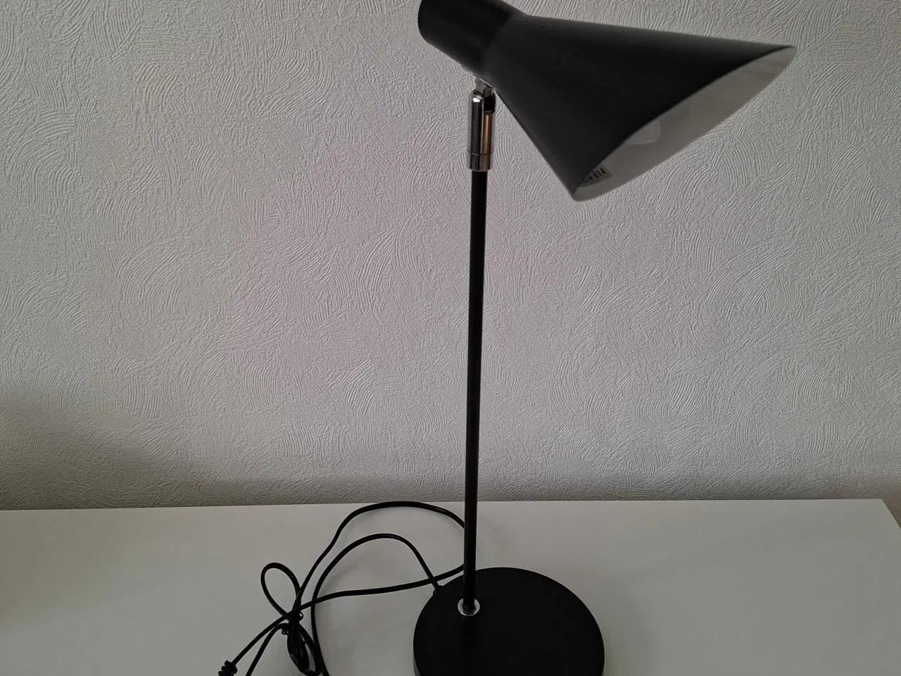 Billede 1 - Madrid bordlampe, sort