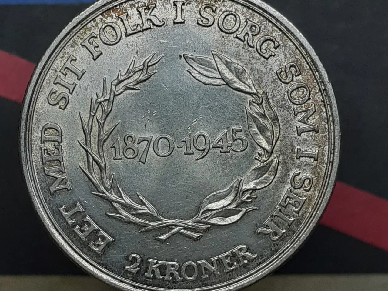 Billede 1 - 2 kr 1945 erindringsmønt, sølv