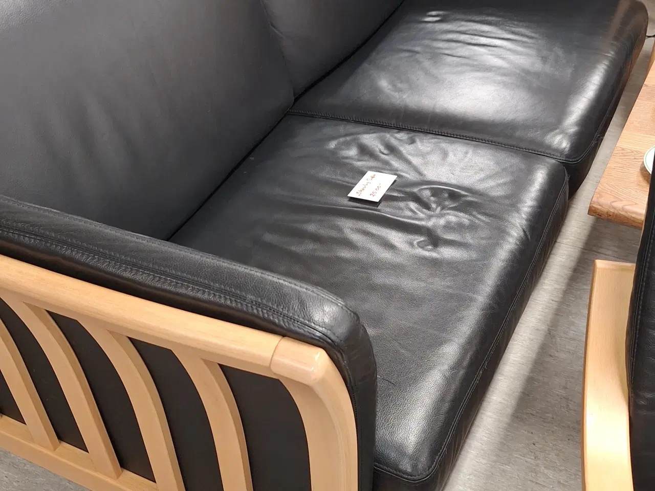 Billede 1 - SKOVBY  MØBLER  .  2 sofaer og 2 stole og sofabord