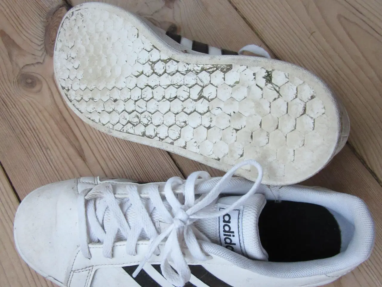 Billede 3 - Adidas sneakers, hvide str. 36,5
