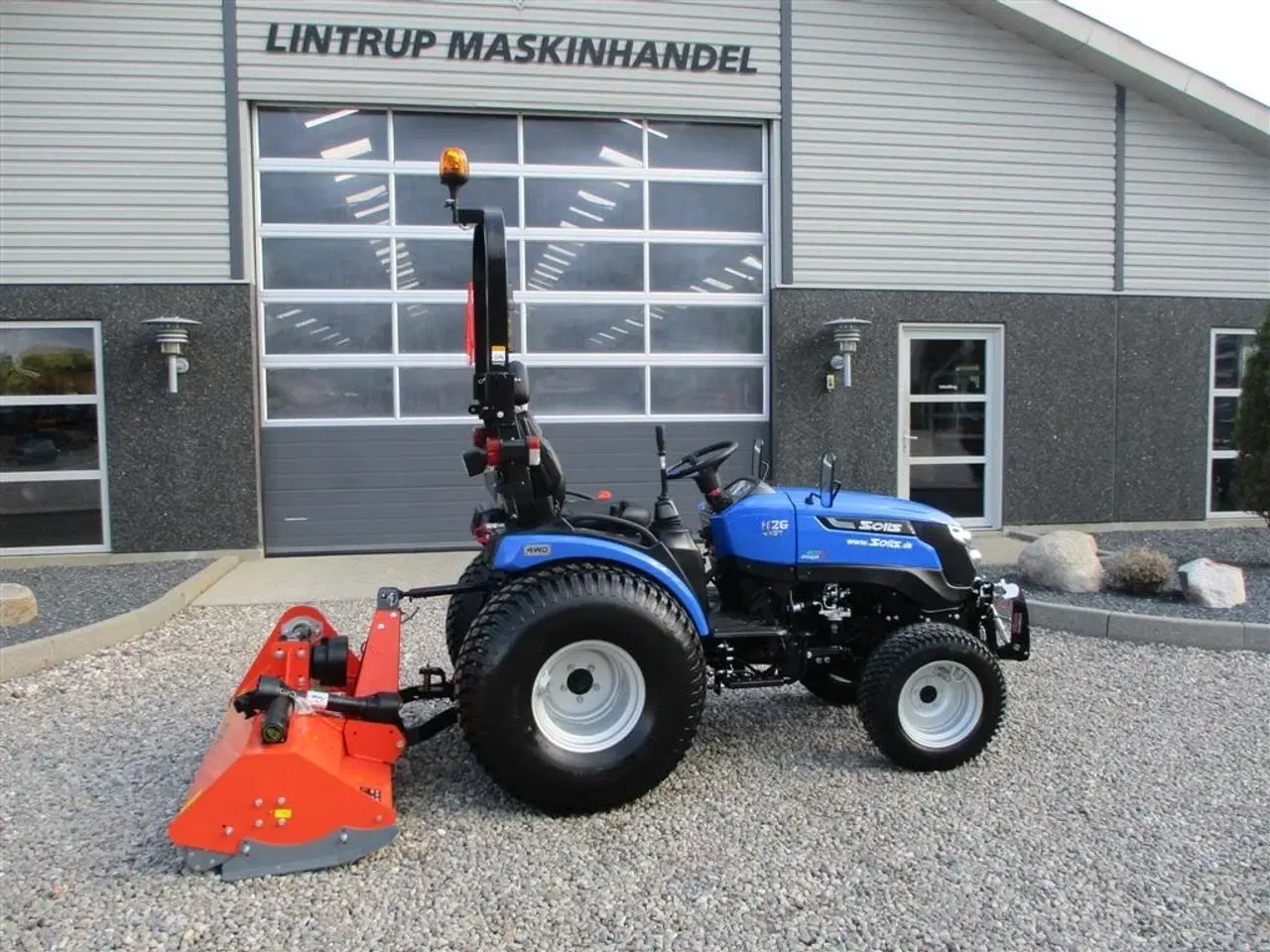 Billede 7 - Solis 26 HST med Frontlift & FrontPTO