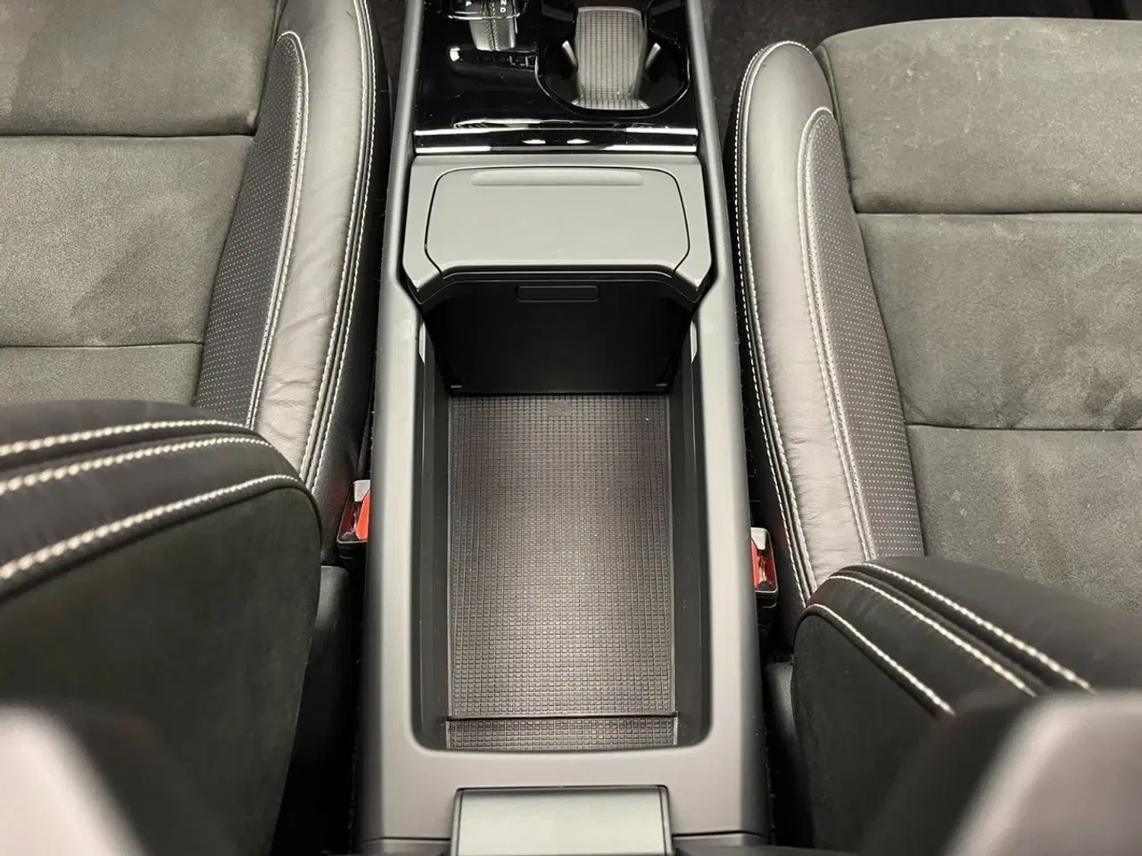 Billede 17 - Volvo XC40  P8 ReCharge Twin R-Design