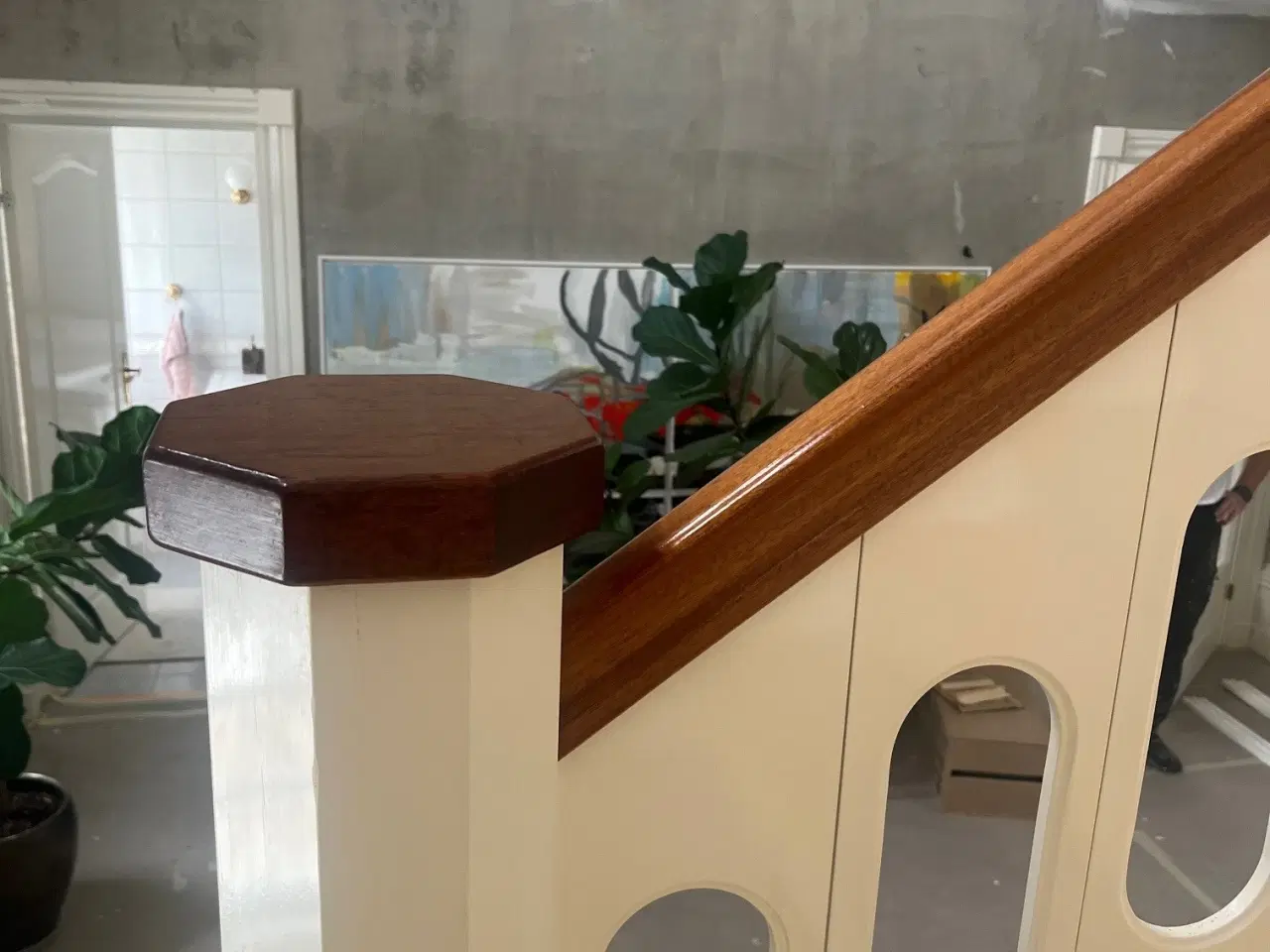 Billede 5 - Håndlavet snedker trappe i malet fyrtræ