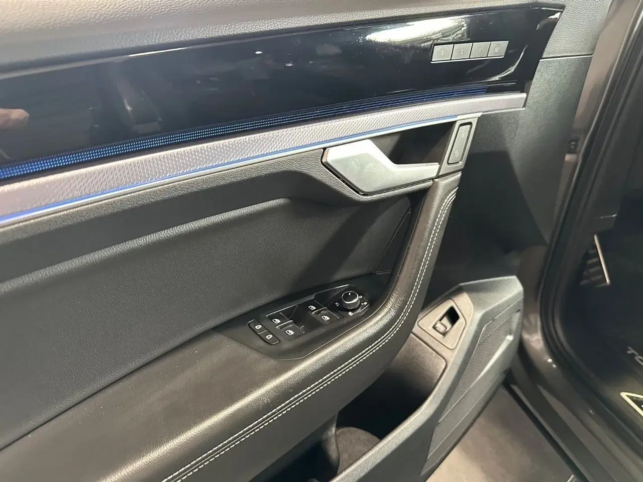 Billede 5 - VW Touareg 3,0 TDi 286 R-line aut. 4Motion Van