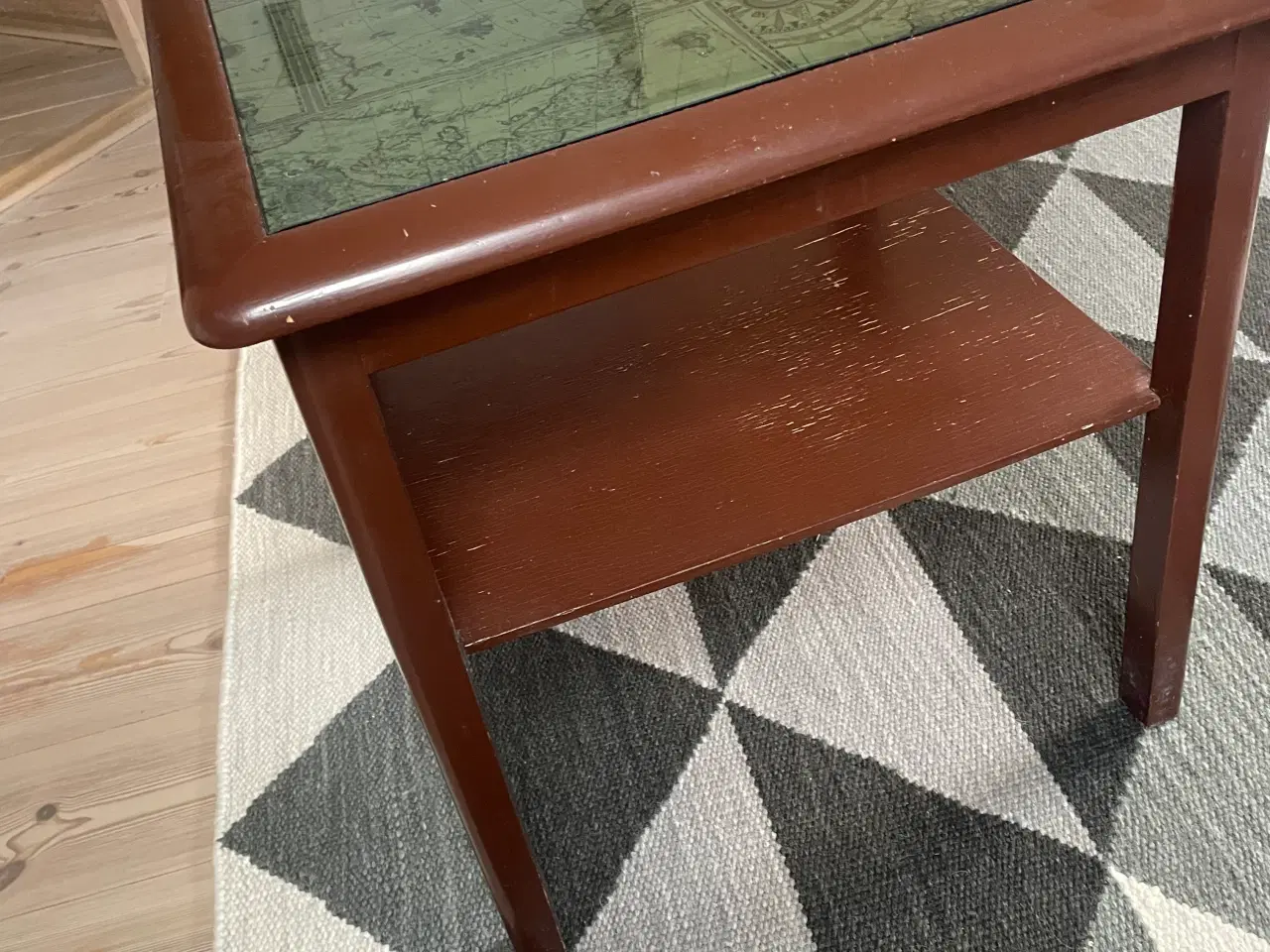 Billede 2 - Flot ældre hjørnebord 