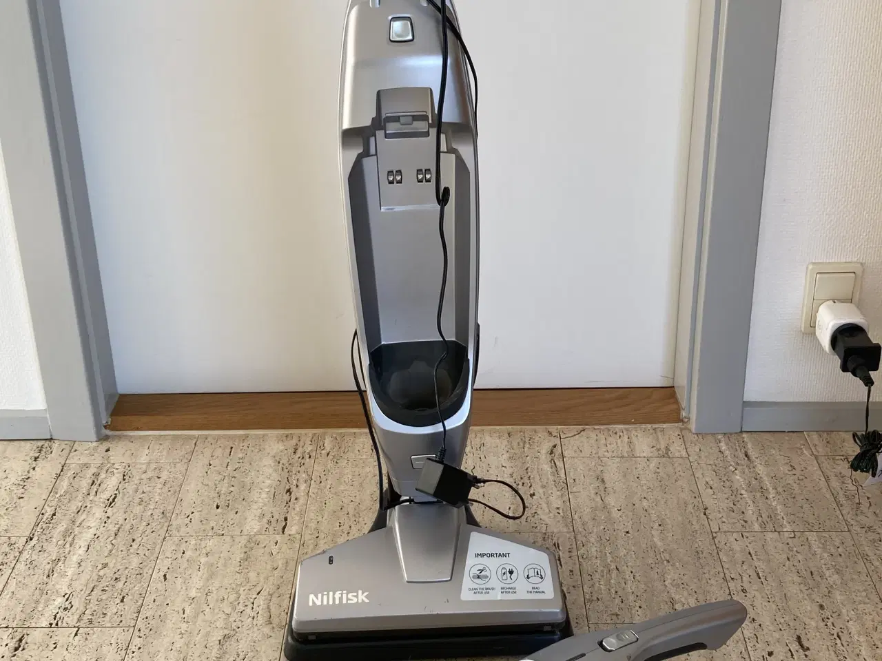 Billede 2 - Nilfisk Handy 2 in 1