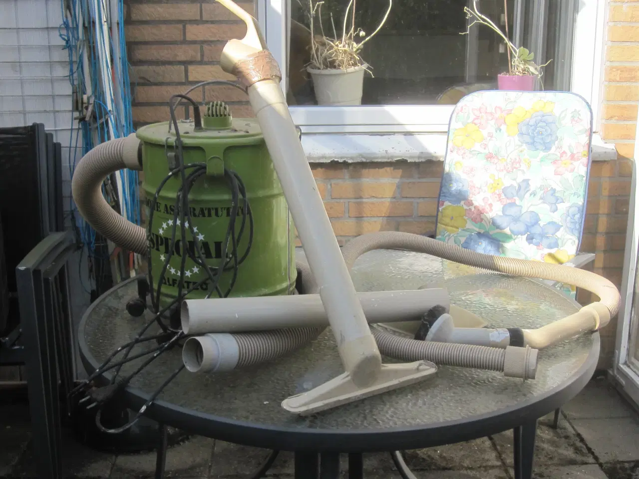 Billede 2 - Støvsuger, kan også anvendes til opsugning af vand