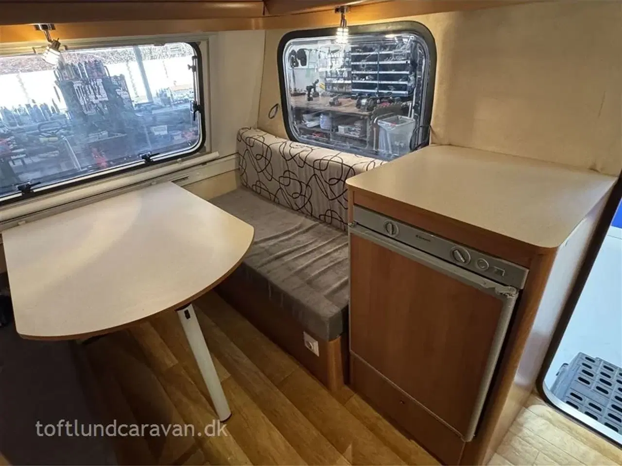 Billede 5 - 2018 - Vega 365 NT GT   DK s LETTESTE KUN 650 kg, 1 ejers, næsten som NY, sælges inkl. fortelt . TILBUD hvem kommer først ?