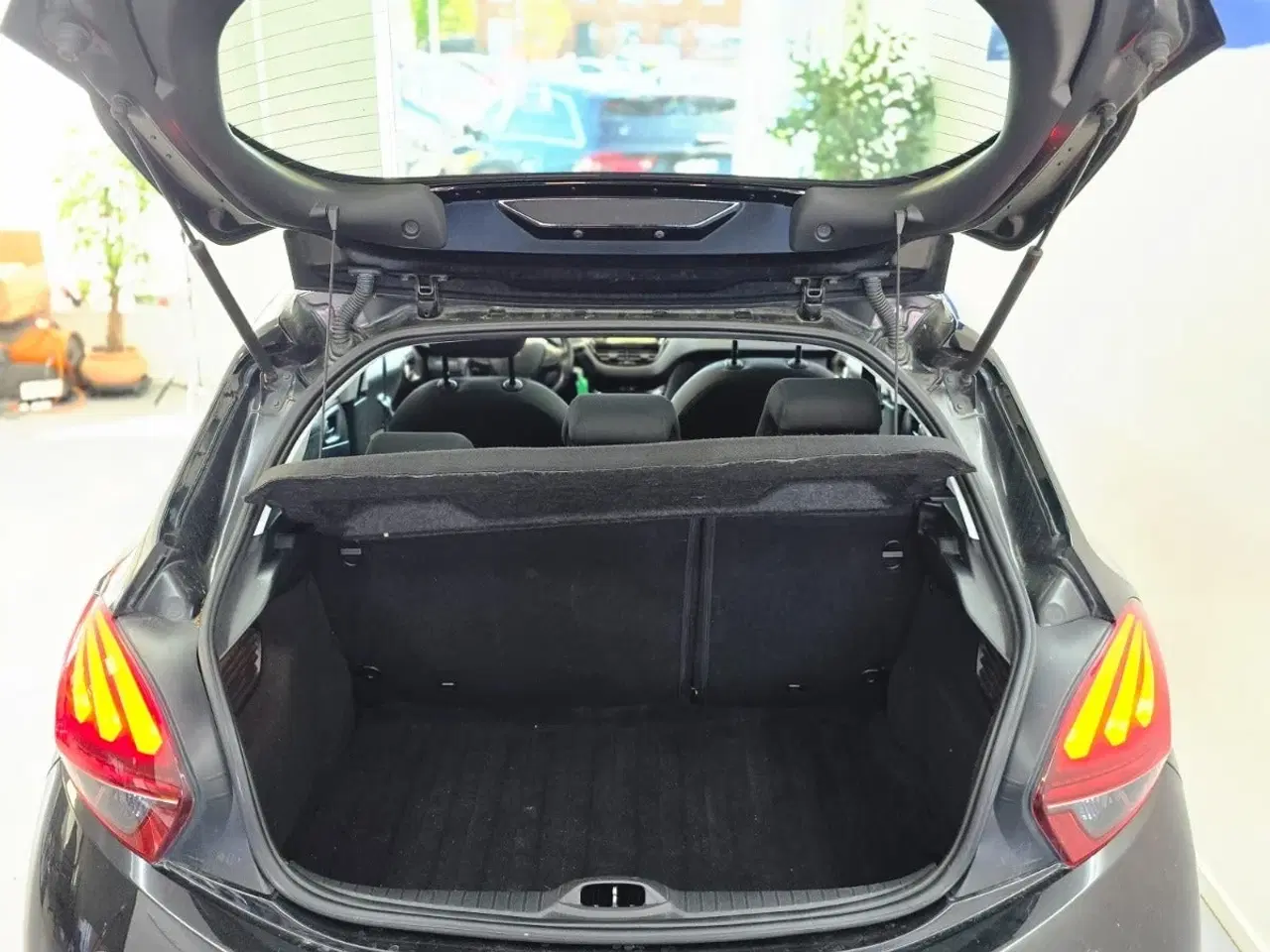 Billede 18 - Peugeot 208 1,2 VTi 82 Selection Sky