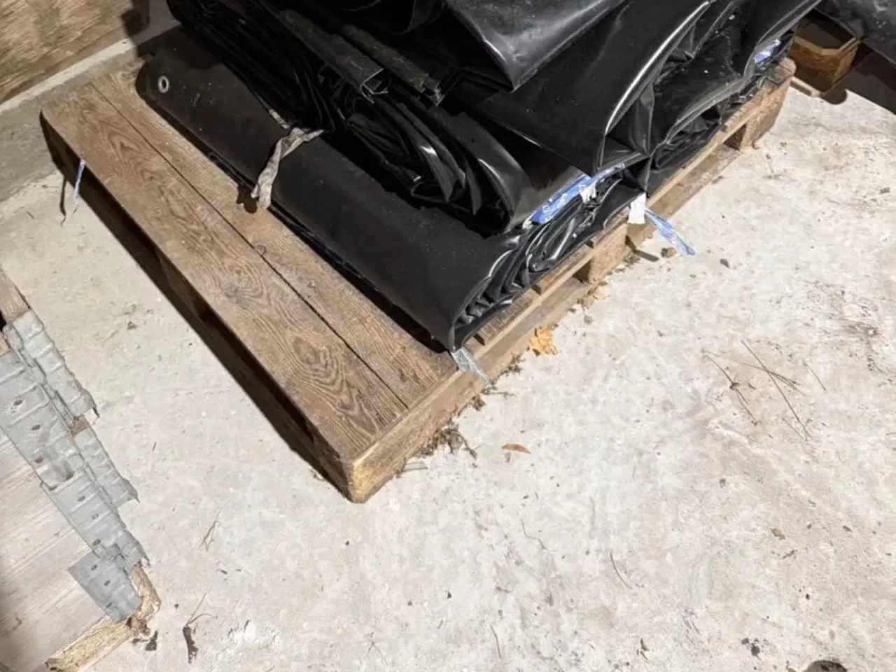 Billede 2 - Tag presenninger 