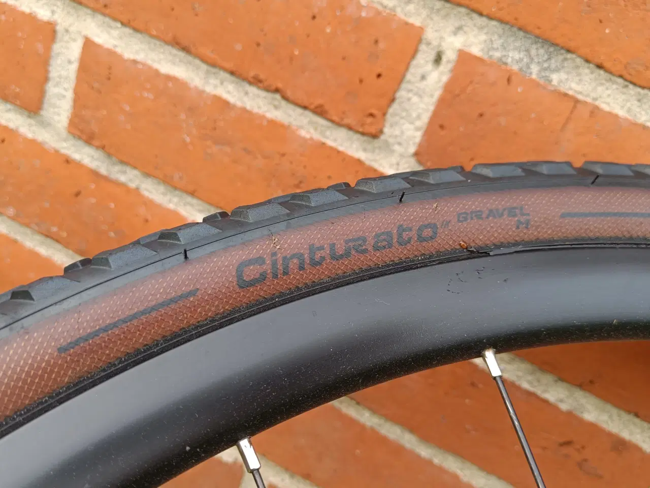 Billede 5 - Gravel dæk og fælge "Bontrager og Pirelli" 