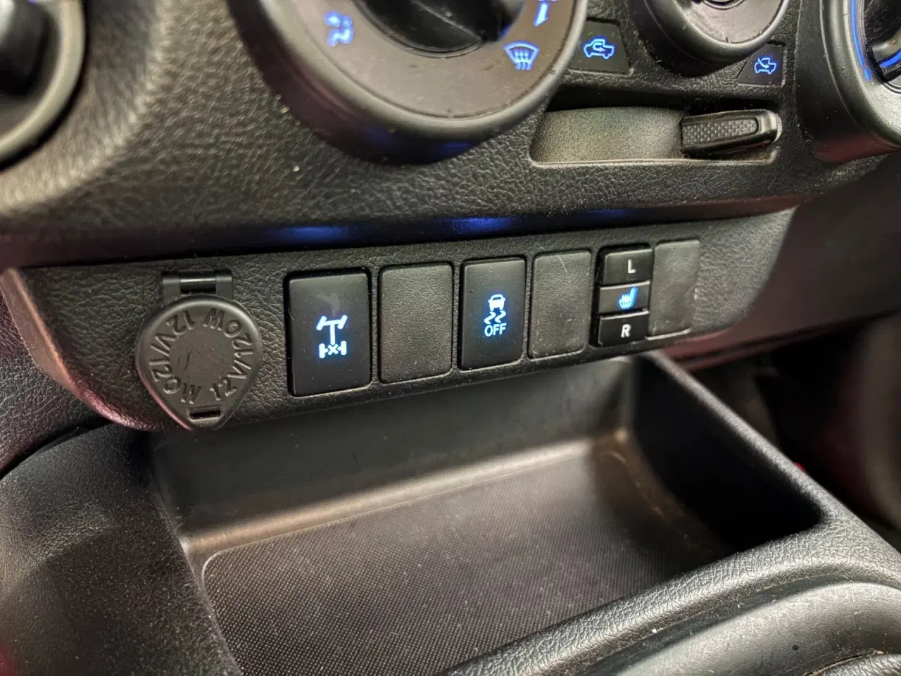 Billede 13 - Toyota HiLux 2,4 D-4D 150 T2 Db.Kab 4x4