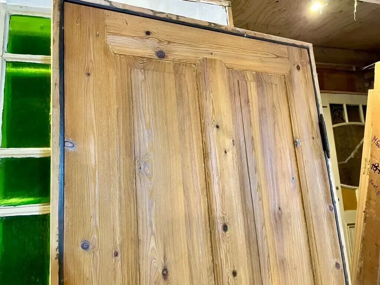 Billede 4 - Original Dannebrogsdør m. smukke langskilte