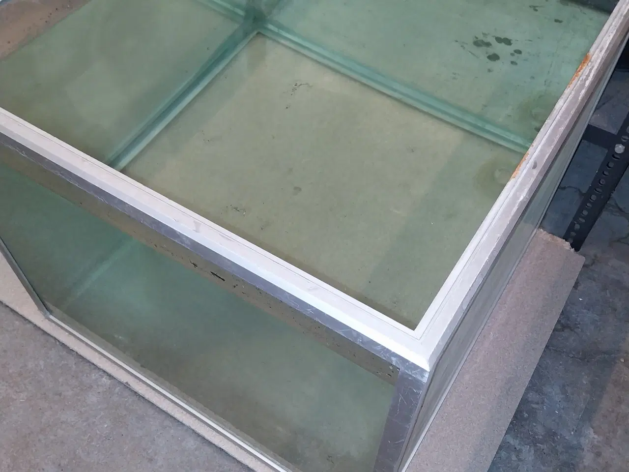 Billede 1 - Akvarie til salg 180 liter. H:50 D:60 B:60