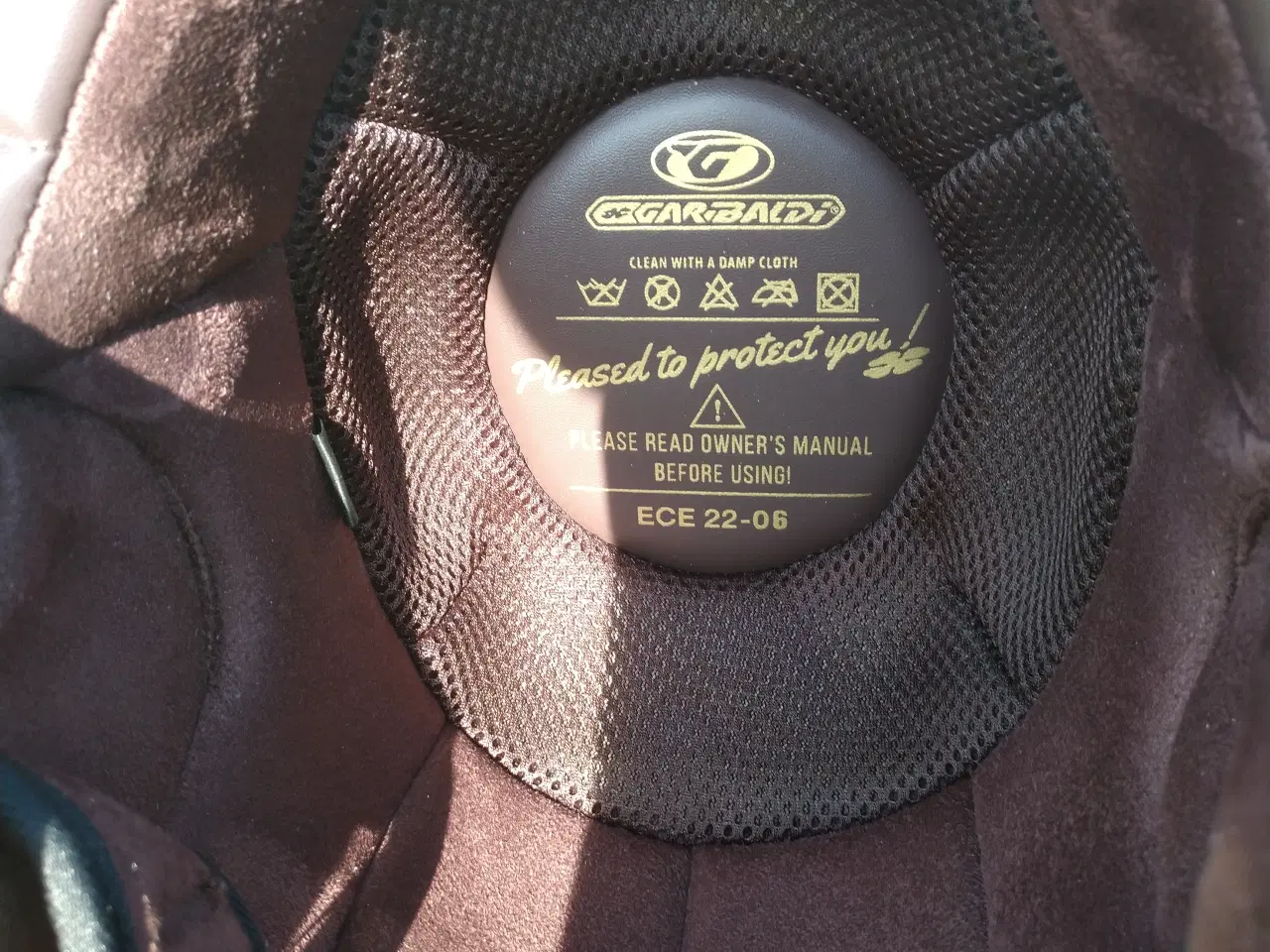 Billede 2 - Styrthjelm Gari G02X 