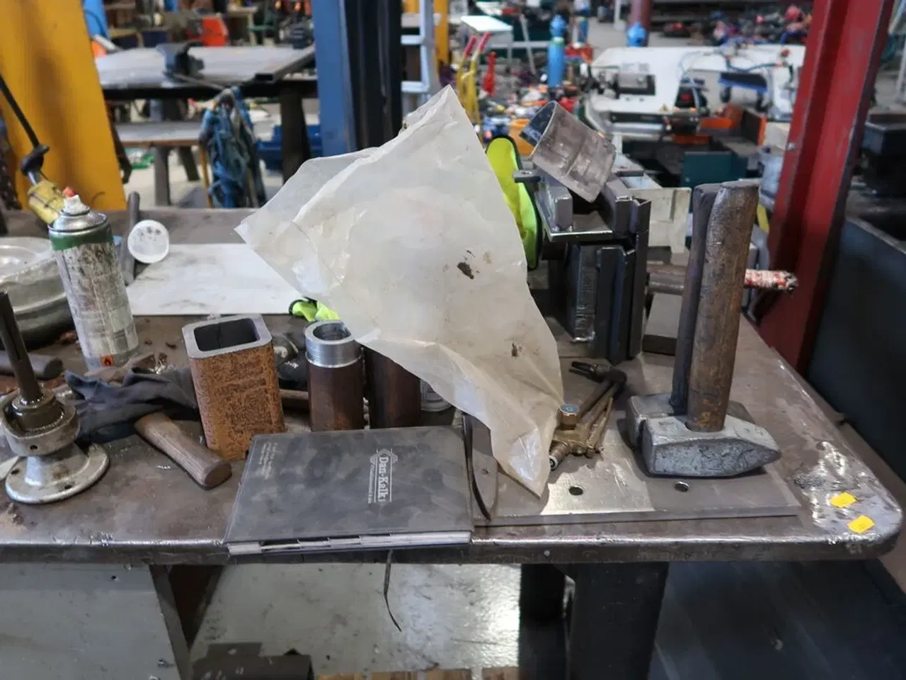 Billede 7 - Svejsebord med div. Værktøj og varelager