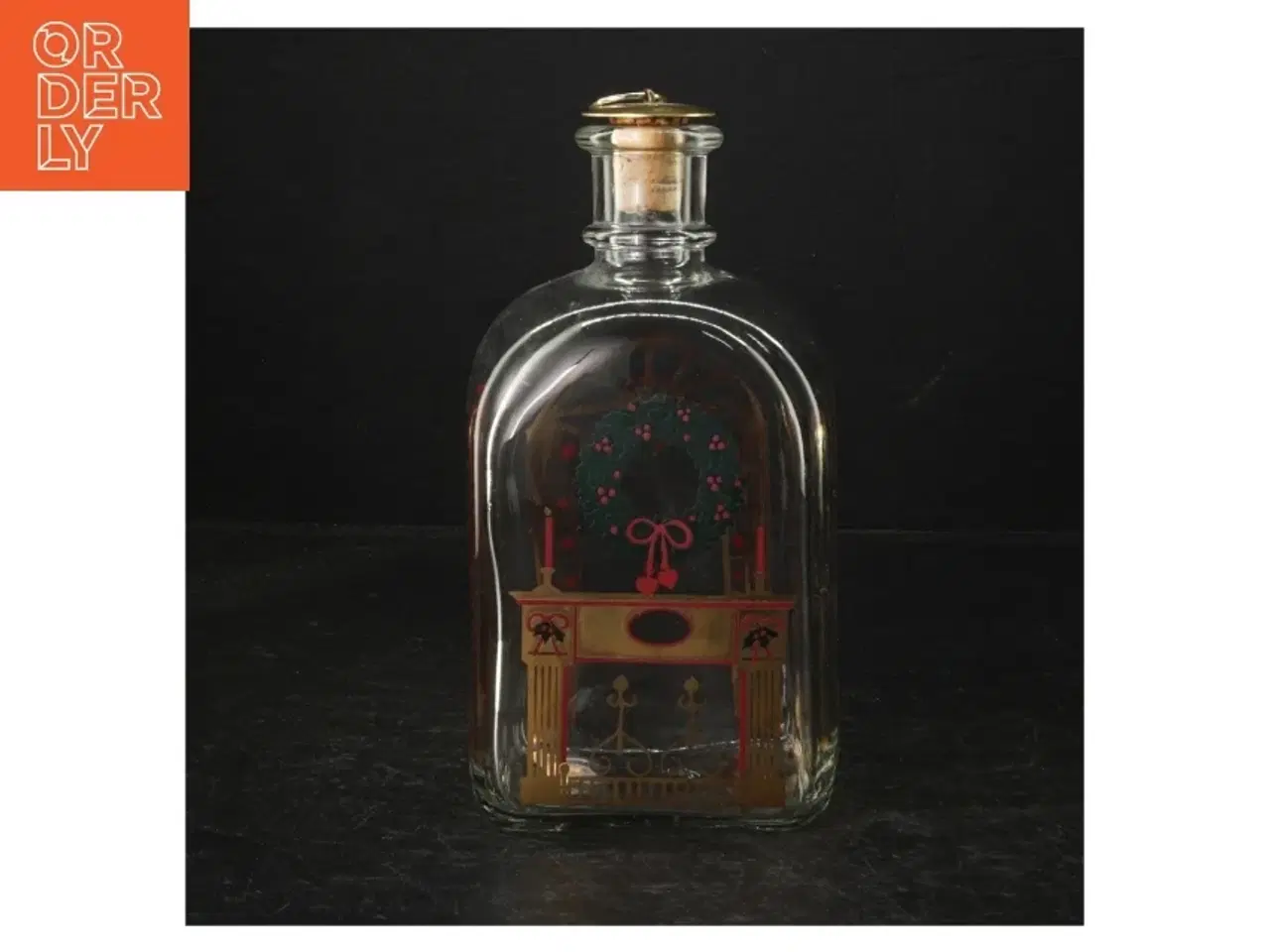 Billede 2 - Holmegaard karaffel med julemotiver (str. 19 cm)