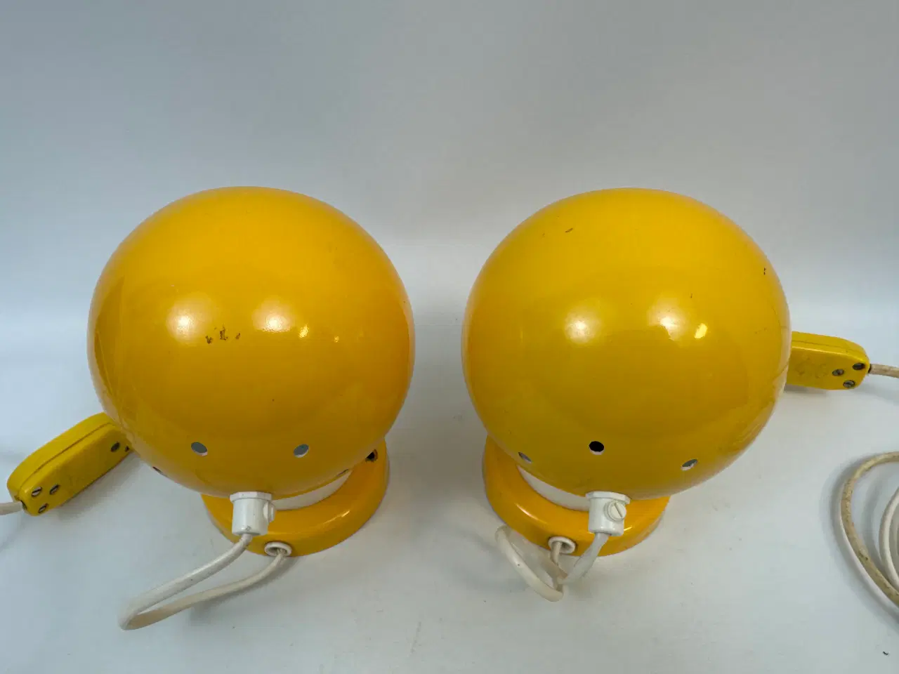 Billede 8 - 2 stk. gule kuglelamper (retro)