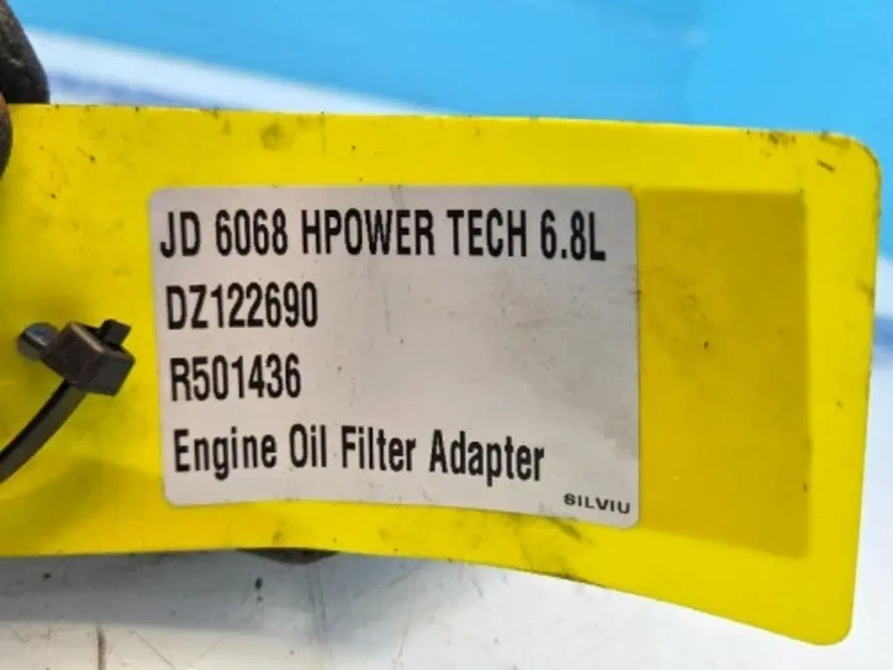 Billede 4 - John Deere  6068   Adapter Til Motoroliefilter   DZ122690