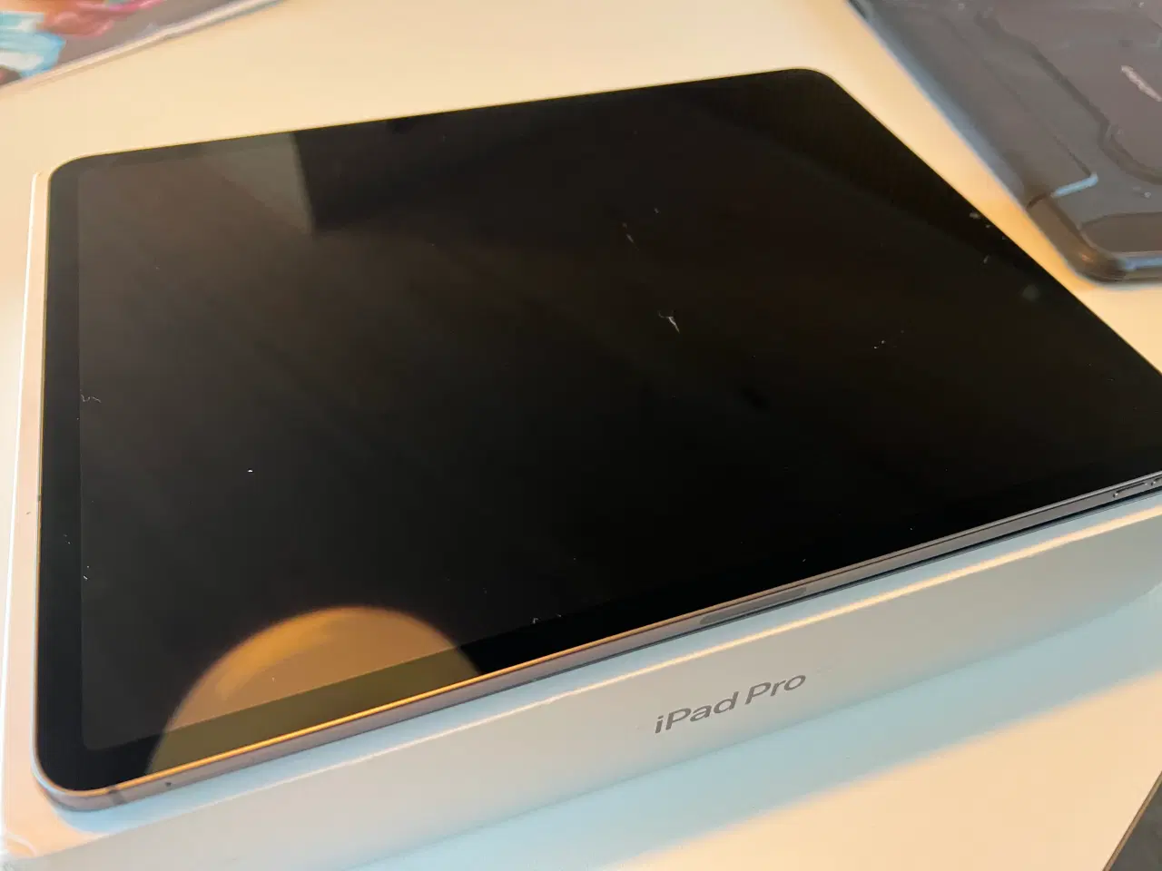 Billede 3 - iPad Pro, 5 gen, 12,9 tommer, 256 gb, cellular 