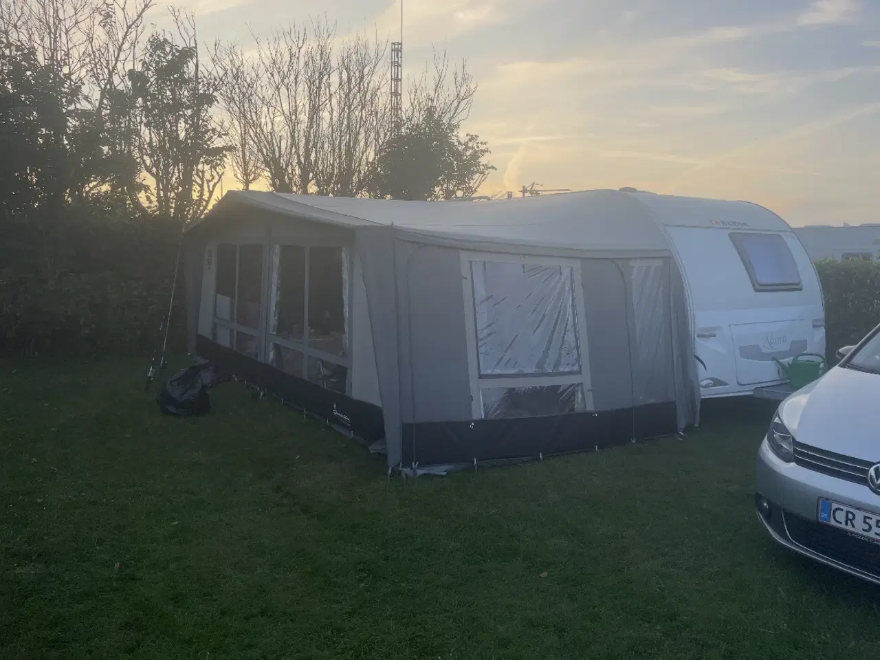 Billede 1 - Stor, flot og familievenlig vogn søger nye eventyr