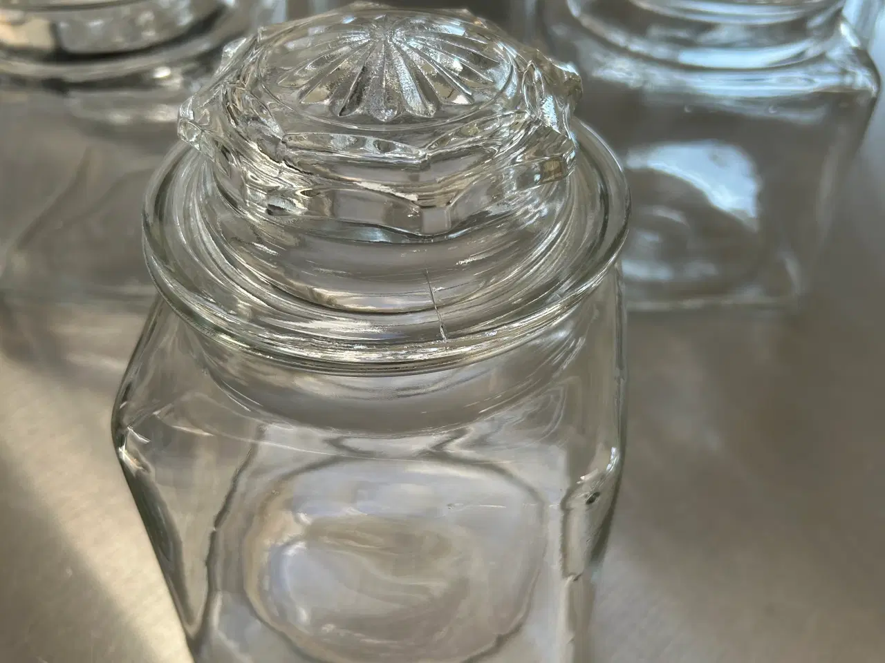 Billede 3 - 5 opbevaringsglas med låg